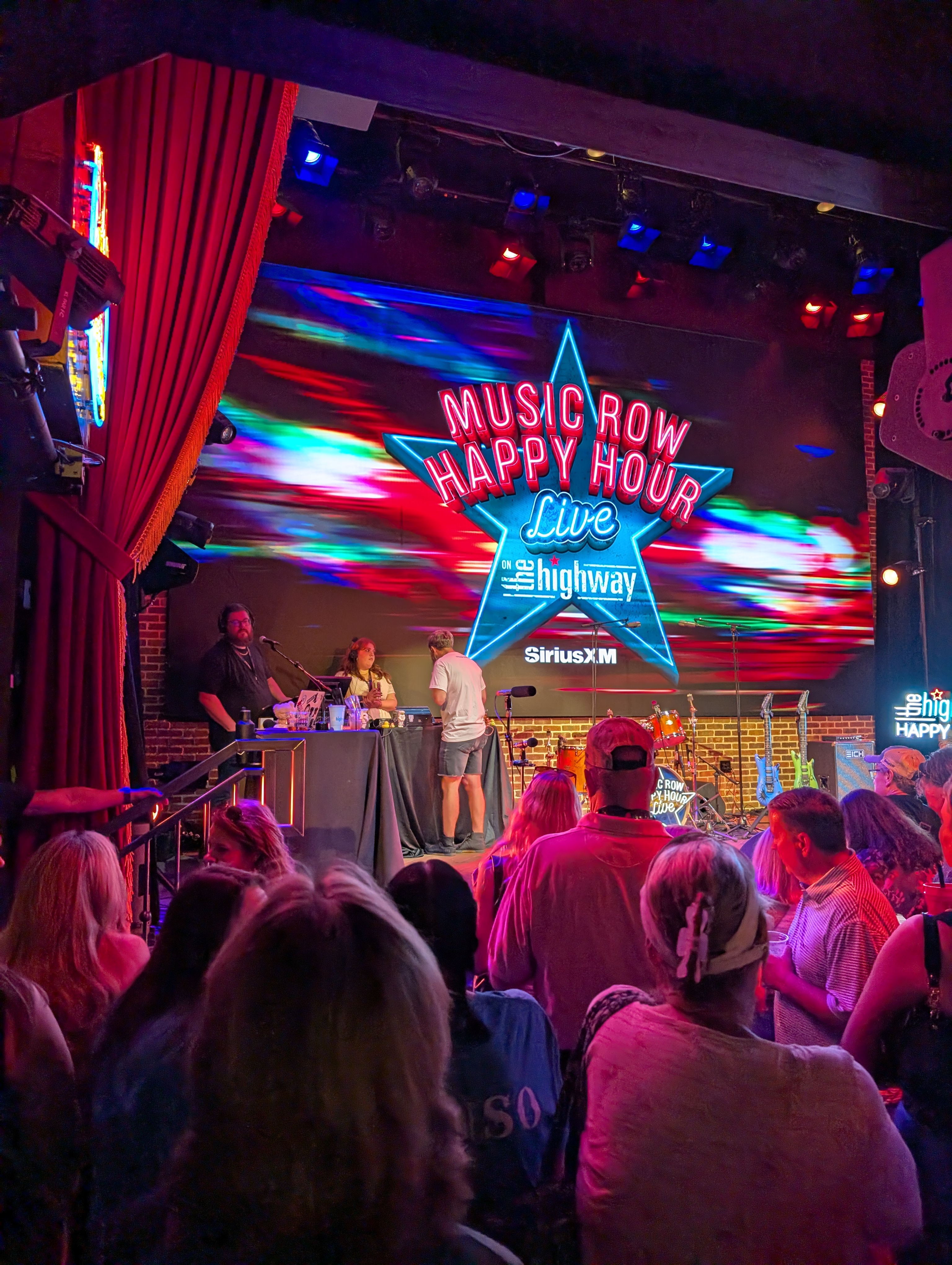 First happy hour on Music Row - Eric Church Chiefs bar